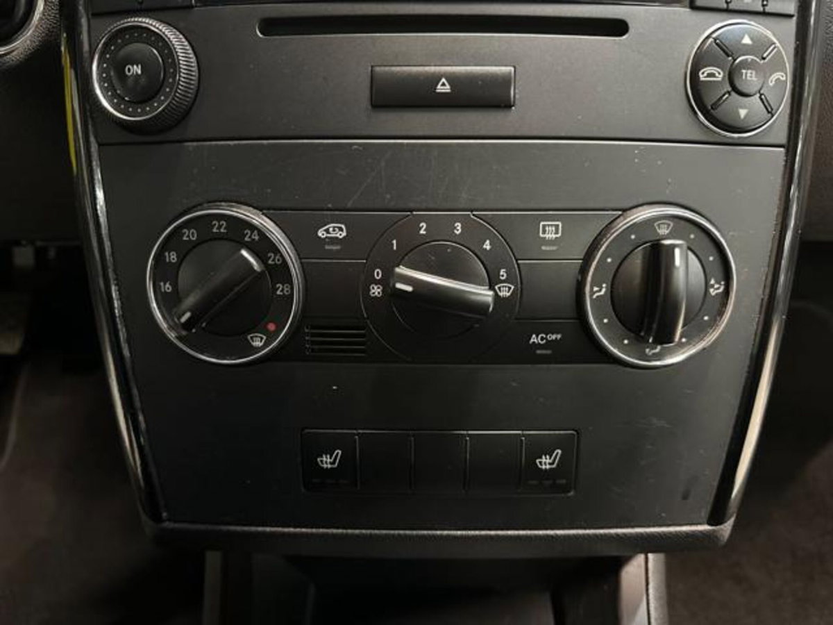 Mercedes-Benz Classe A 150 Classic (17)