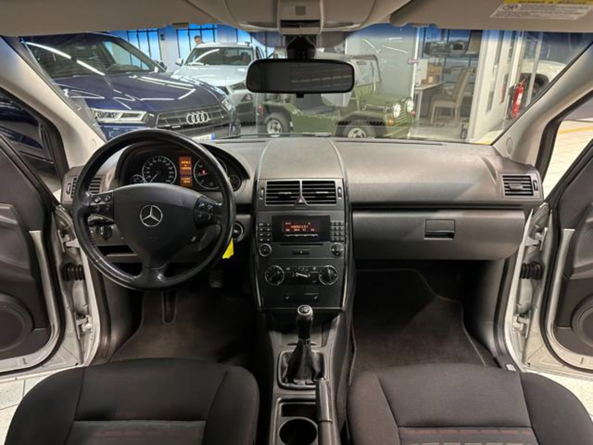 Mercedes-Benz Classe A 150 Classic (7)