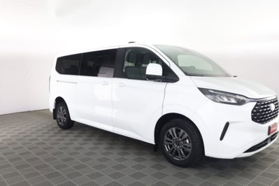 Ford Tourneo Custom 320 2.0 EcoBlue 170CV aut. PL Titanium (2)