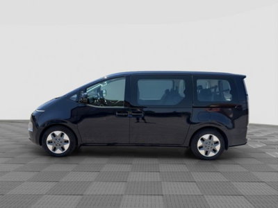 Hyundai Staria 2.2 awd auto (2)