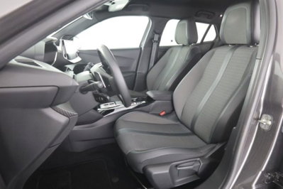 Peugeot 2008 1.2 puretech Allure s&s 130cv eat8 (2)