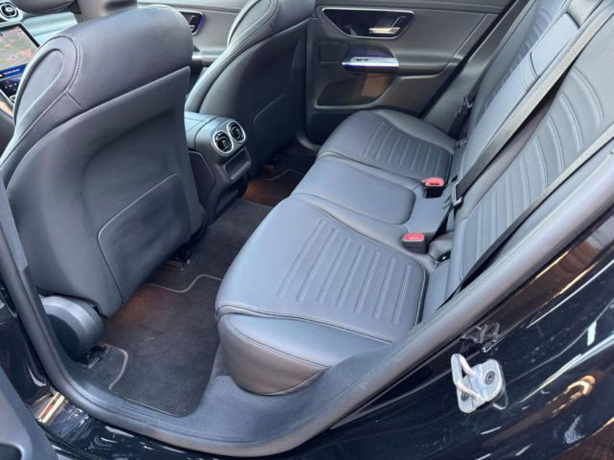 Mercedes-Benz GLC 220 d 4Matic Mild Hybrid AMG Premium Plus (9)