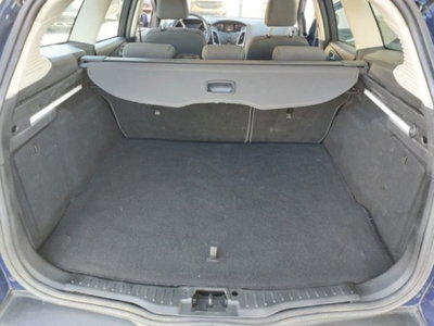 Ford Focus Station Wagon 1.6 TDCi 95 CV SW Plus (9)