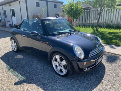 MINI Mini Cabrio 1.6 16V Cooper Sidewalk Cabrio (3)