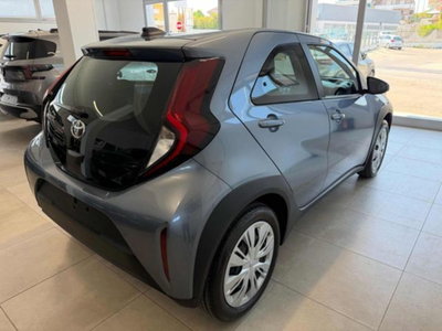 Toyota Aygo X 1.0 VVT-i 72 CV 5 porte Limited Air (4)