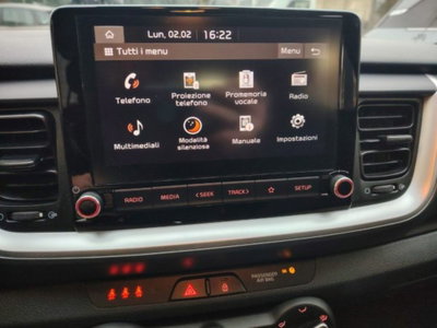Kia Stonic 1.0 T-GDi 100 CV MHEV iMT Style (16)