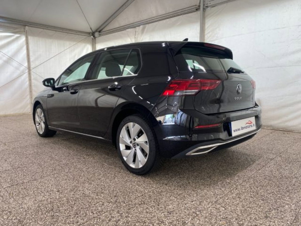 Volkswagen Golf 1.5 eTSI 130 CV EVO ACT DSG Style (4)