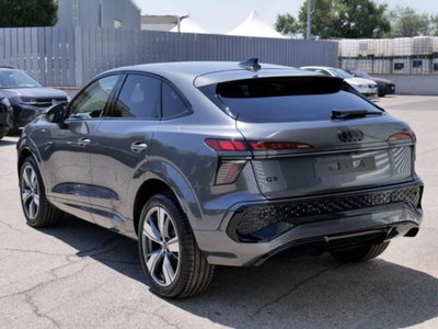Audi Q3 Sportback 2.0 tdi S line edition 150cv s-tronic (3)