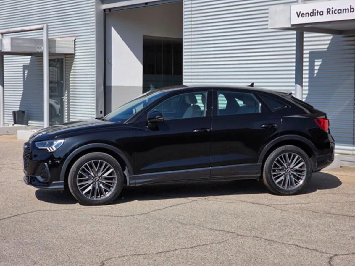 Audi Q3 Sportback Sportback 35 2.0 tdi s-tronic (2)