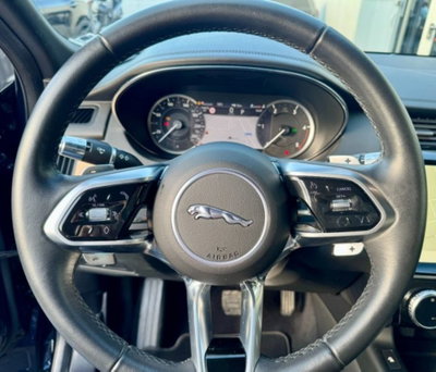 Jaguar E-Pace 2.0D I4 163 CV AWD Auto SE (13)
