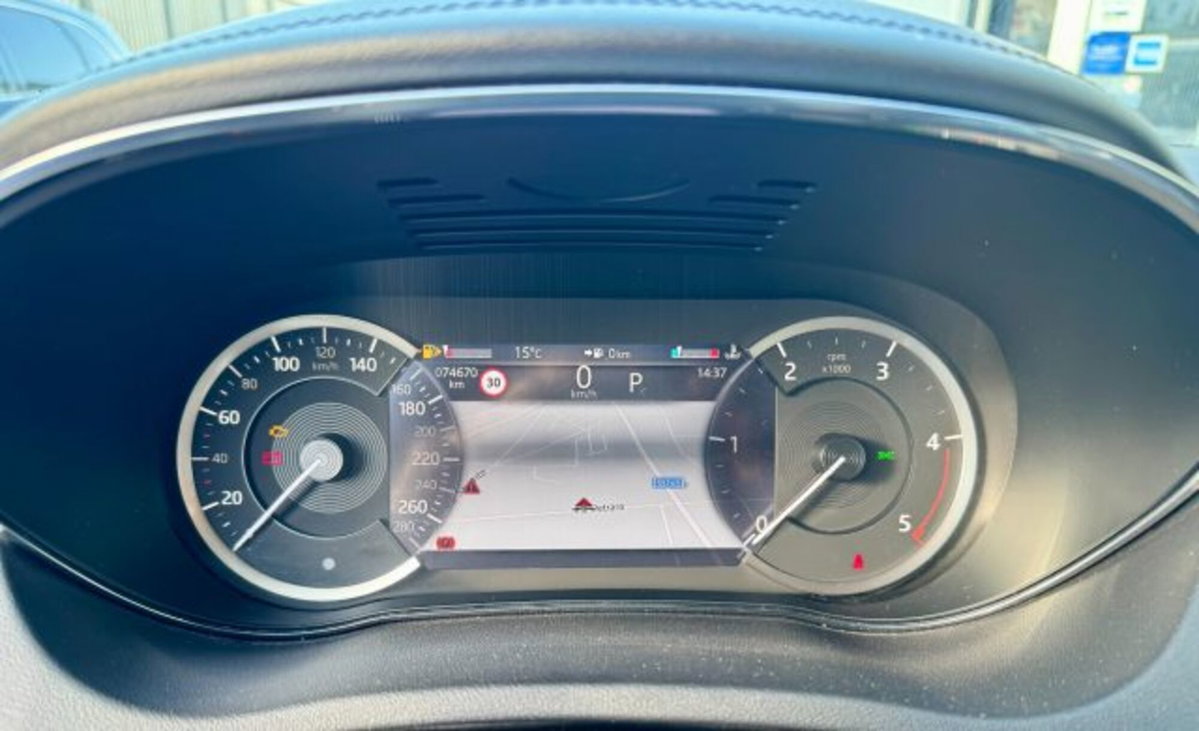 Jaguar E-Pace 2.0D I4 163 CV AWD Auto SE (16)
