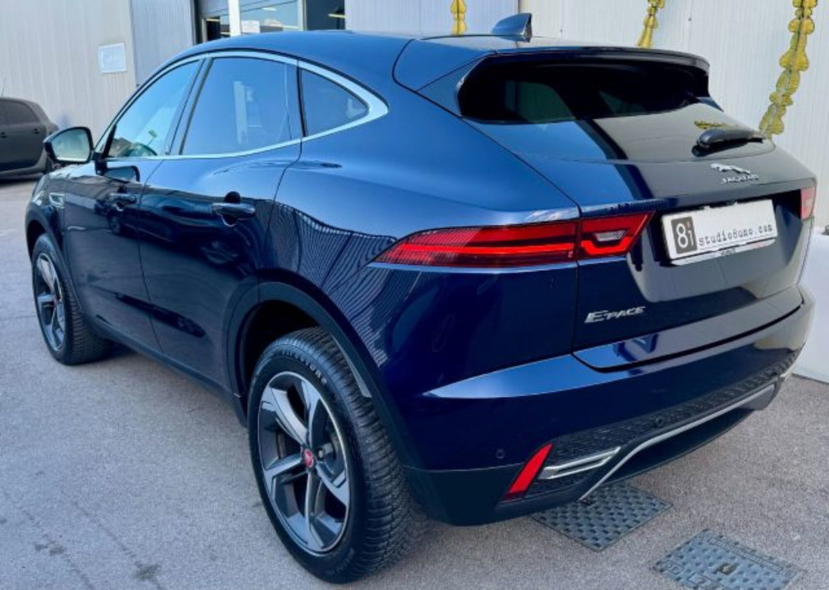 Jaguar E-Pace 2.0D I4 163 CV AWD Auto SE (2)