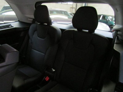 Volvo XC90 T5 AWD Geartronic 7 posti Momentum (13)
