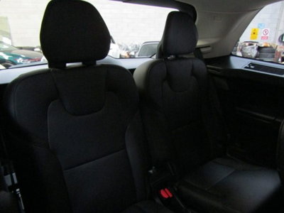 Volvo XC90 T5 AWD Geartronic 7 posti Momentum (14)