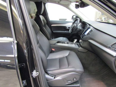 Volvo XC90 T5 AWD Geartronic 7 posti Momentum (17)