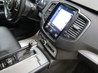 Volvo XC90 T5 AWD Geartronic 7 posti Momentum (19)