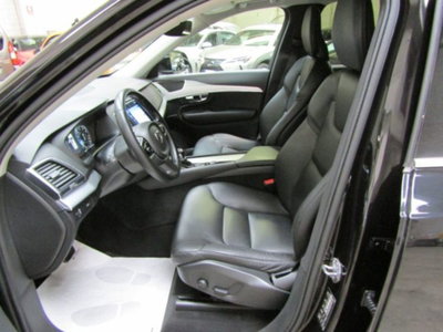 Volvo XC90 T5 AWD Geartronic 7 posti Momentum (9)