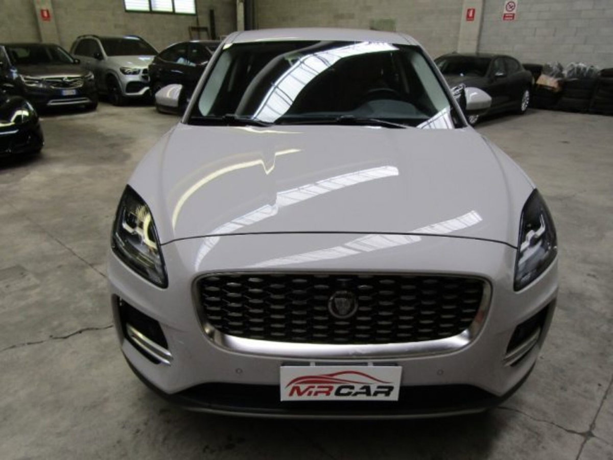 Jaguar E-Pace 2.0d i4 mhev R-Dynamic SE awd 163cv auto (2)