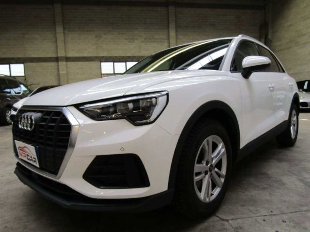 Audi Q3 35 TFSI S tronic Business Advanced