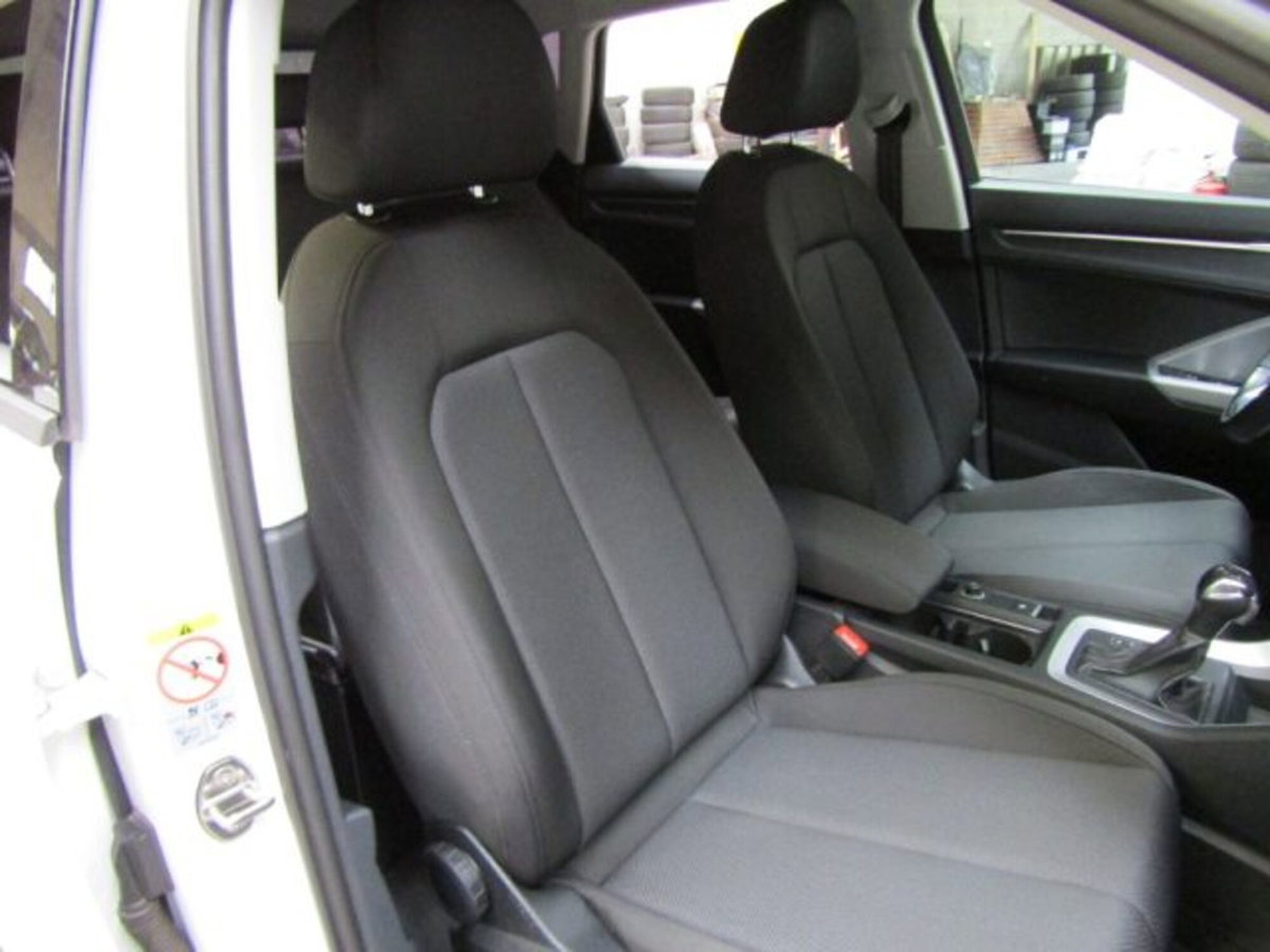 Audi Q3 35 TFSI S tronic Business Advanced (18)