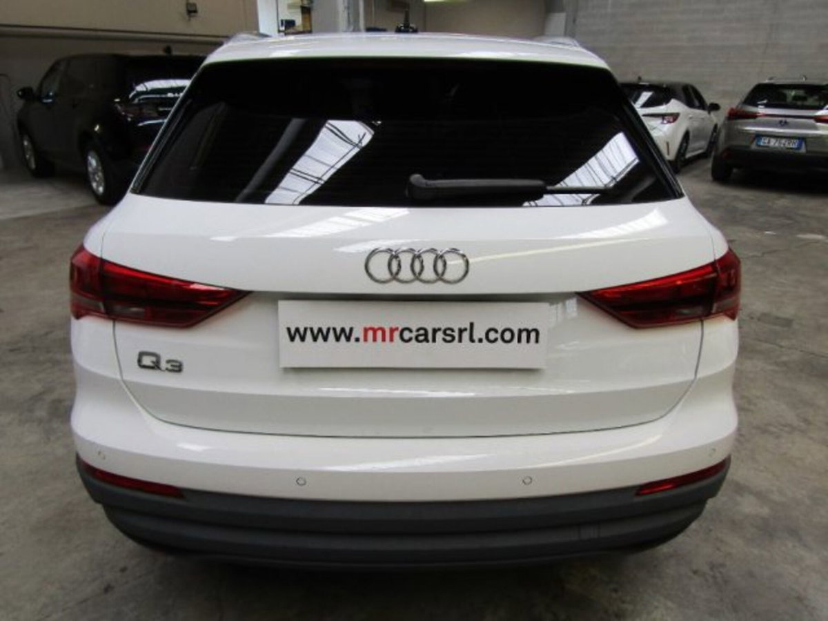 Audi Q3 35 TFSI S tronic Business Advanced (6)