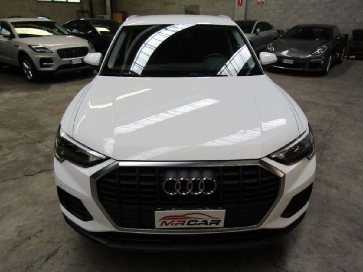 Audi Q3 35 TFSI S tronic Business Advanced (2)