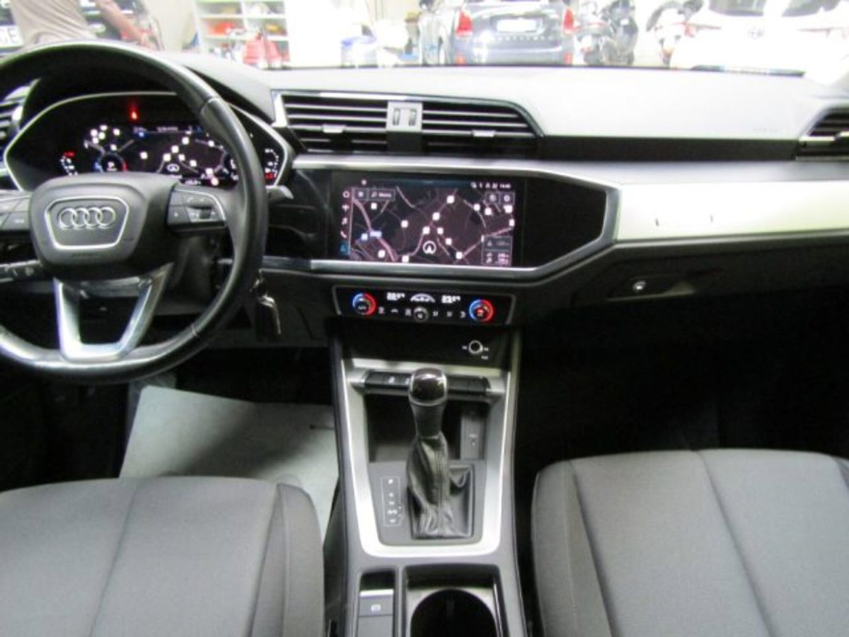 Audi Q3 35 TFSI S tronic Business Advanced (20)