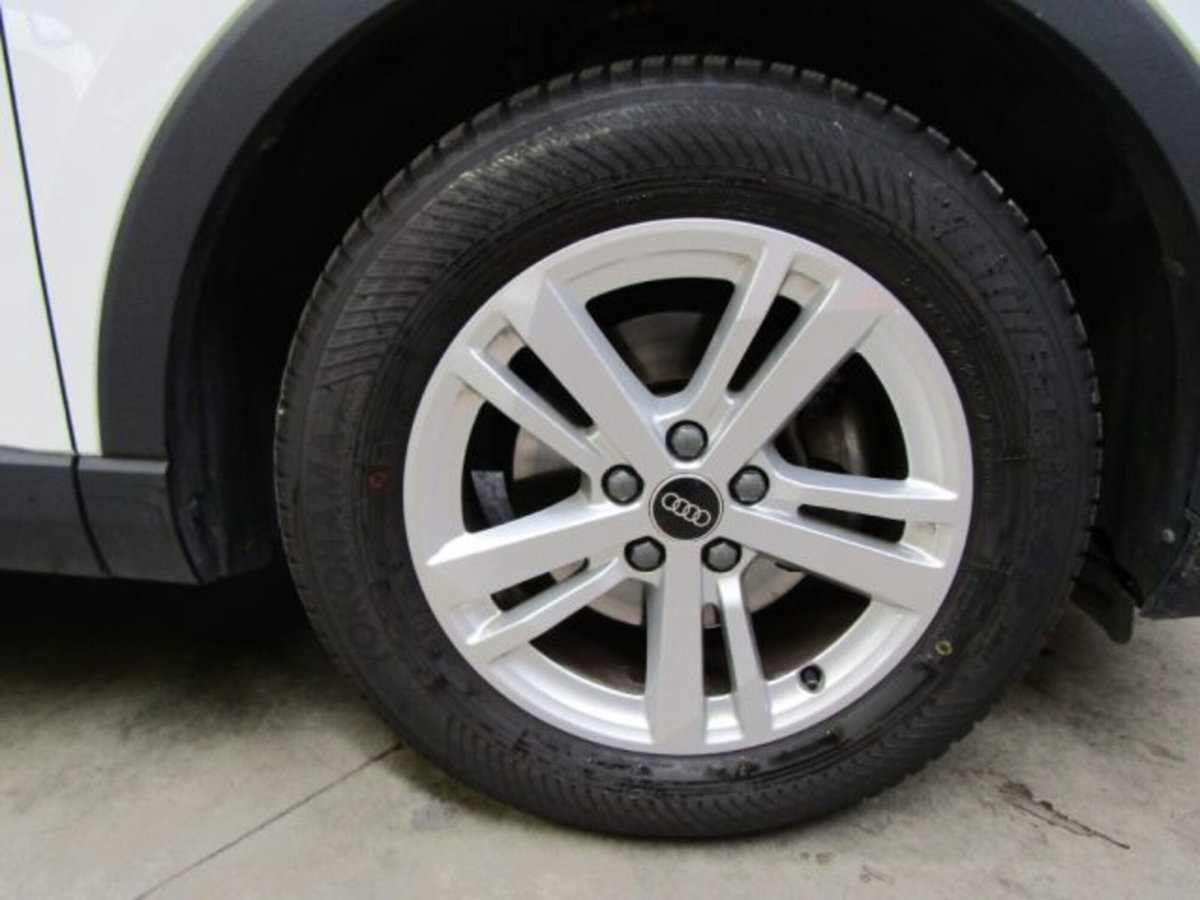 Audi Q3 35 TFSI S tronic Business Advanced (4)