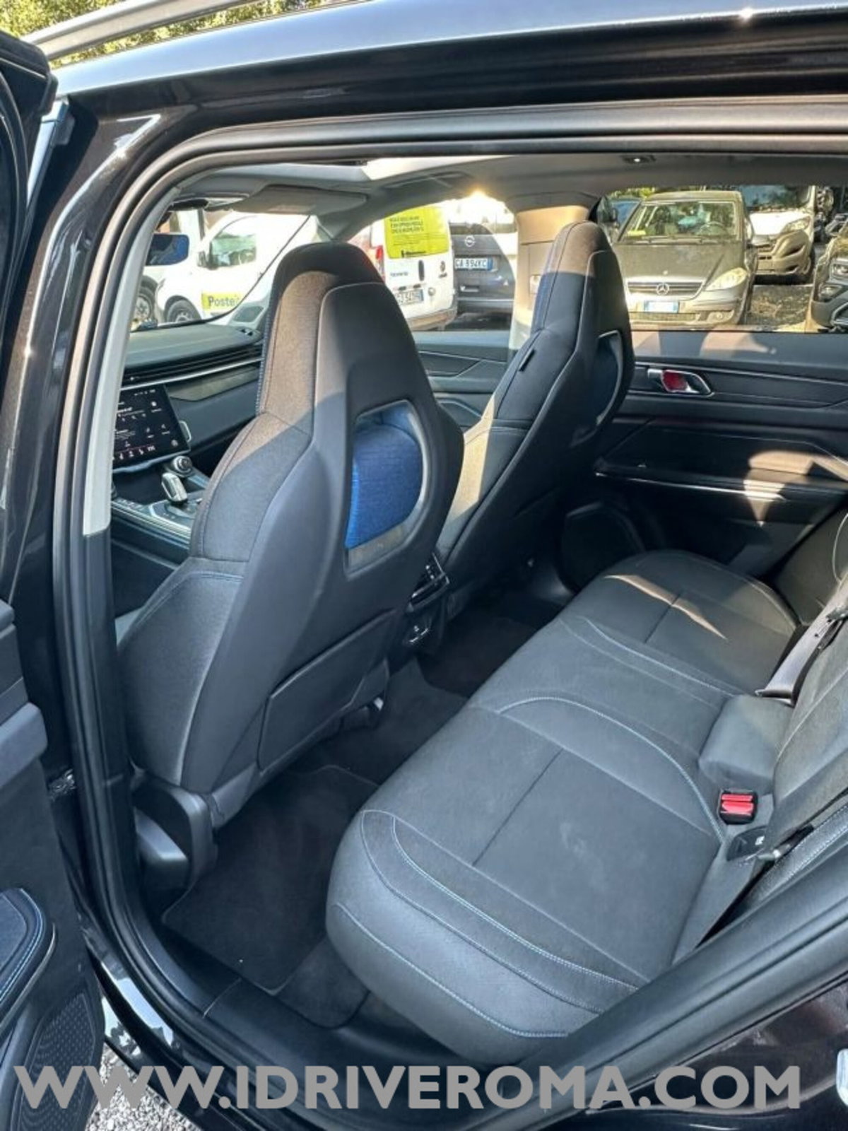 Lynk & Co 01 01 1.5 td phev (10)