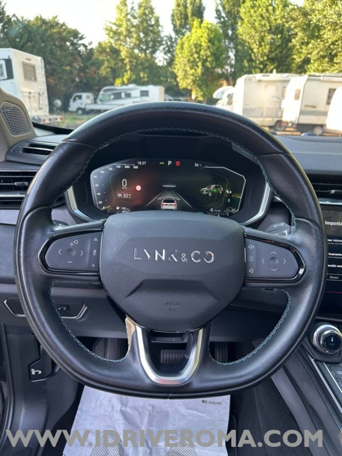 Lynk & Co 01 01 1.5 td phev (11)