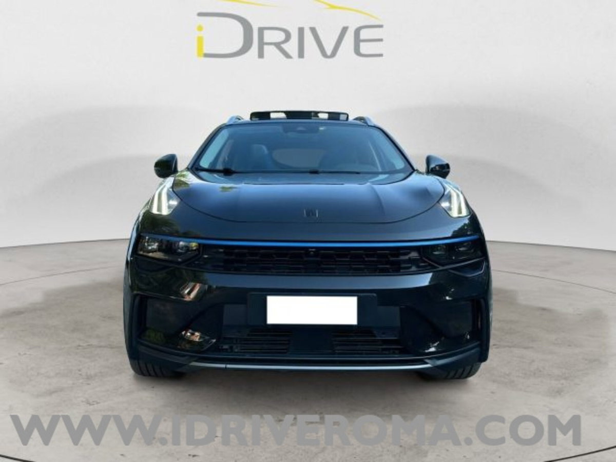 Lynk & Co 01 01 1.5 td phev (3)