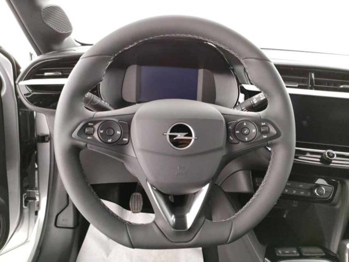 Opel Corsa 1.2 100 CV GS Line (8)