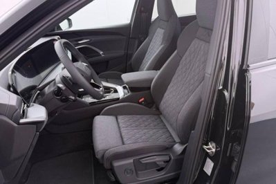 Audi Q5 Sportback 2.0 tdi mhev+ Launch Edition S line quattro 204cv s-tronic (13)
