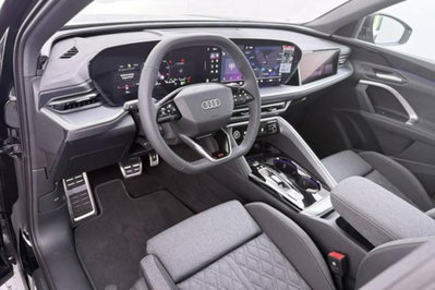 Audi Q5 Sportback 2.0 tdi mhev+ Launch Edition S line quattro 204cv s-tronic (5)