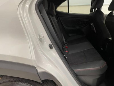 Toyota Yaris Cross 1.5h GR Sport Black Sky fwd 116cv e-cvt (13)