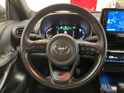 Toyota Yaris Cross 1.5h GR Sport Black Sky fwd 116cv e-cvt (17)