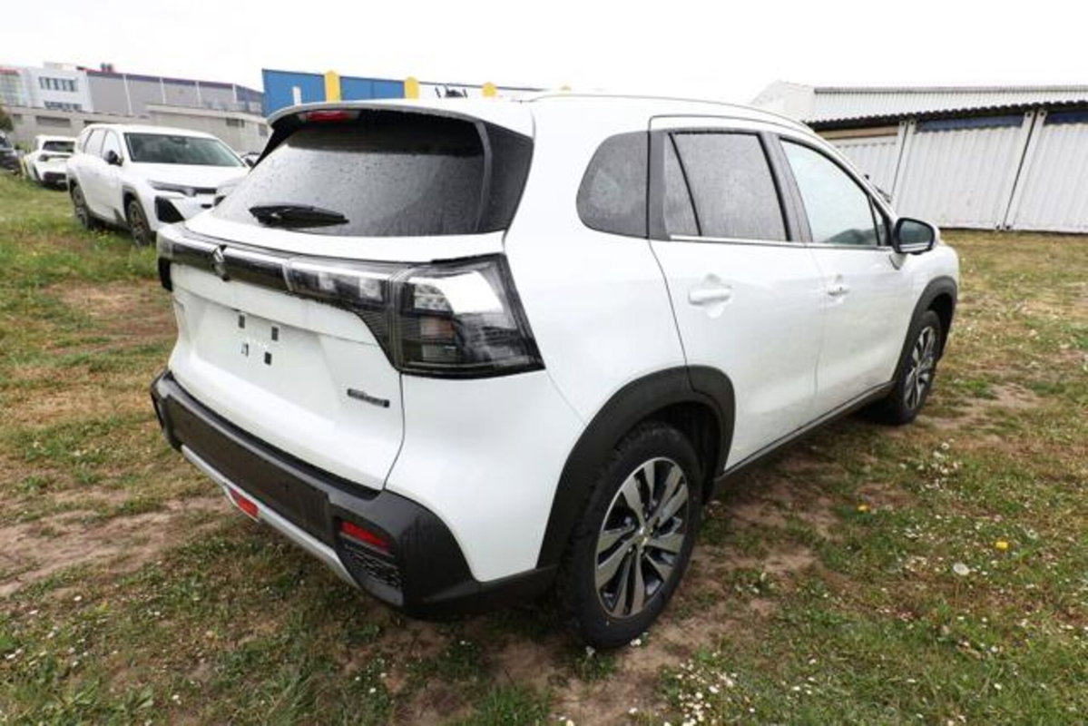 Suzuki S-Cross 1.4 Hybrid 4WD AllGrip A/T Starview (2)