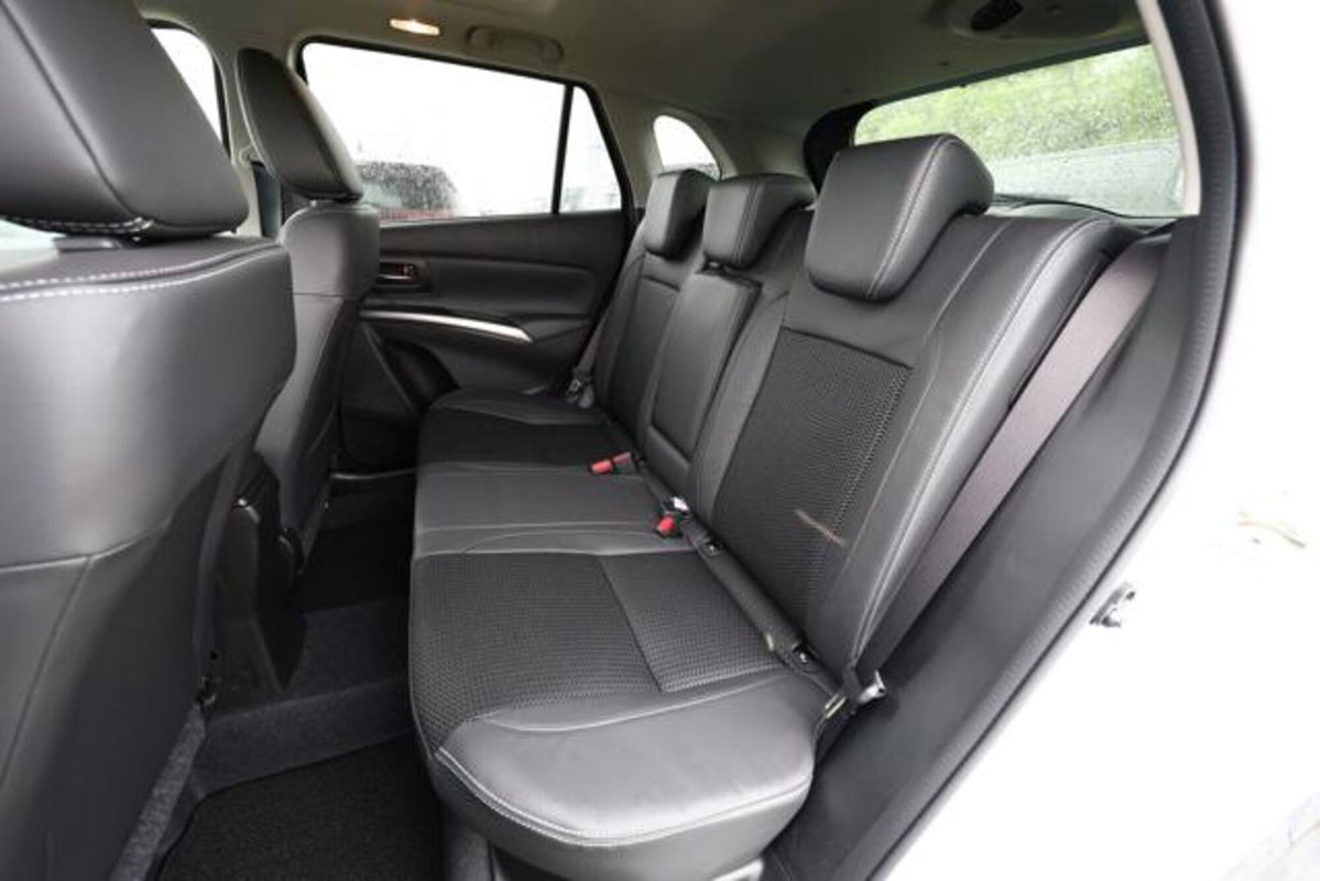 Suzuki S-Cross 1.4 Hybrid 4WD AllGrip A/T Starview (9)