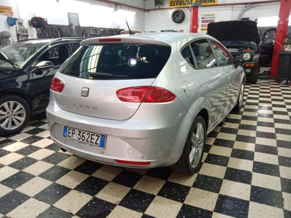 SEAT Leon 1.6 TDI CR DPF Copa (3)
