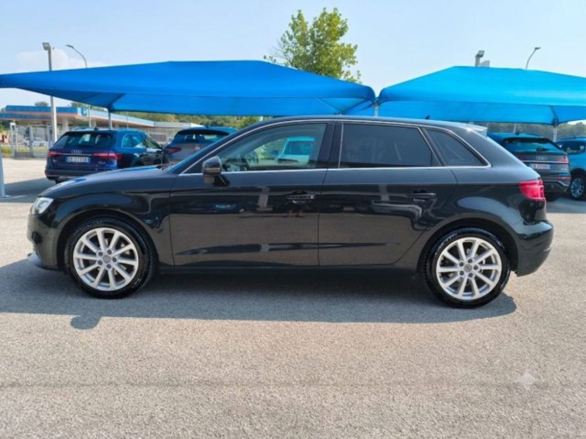 Audi A3 1.6 TDI 116 CV S tronic (7)