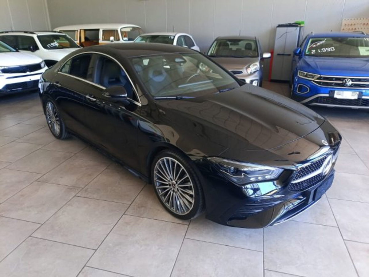Mercedes-Benz CLA 180 d Automatic Premium (3)