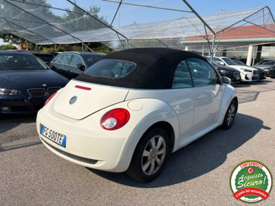 Volkswagen New Beetle Cabrio 1.6 Cabrio (5)