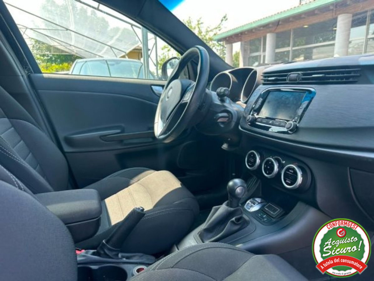 Alfa Romeo Giulietta 1.4 Turbo multiair Super 170cv tct (4)