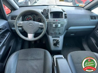 Opel Zafira 1.9 CDTI 120CV Cosmo (10)
