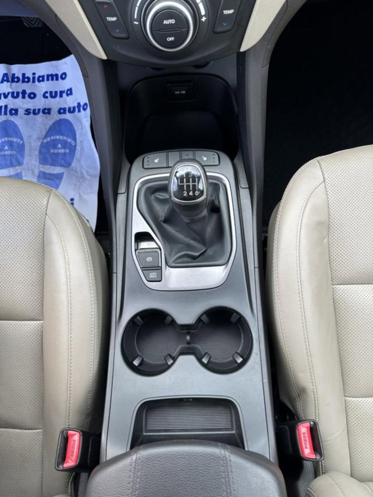 Hyundai Santa Fe 2.0 CRDi VGT 4WD Style (12)