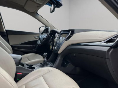 Hyundai Santa Fe 2.0 CRDi VGT 4WD Style (17)