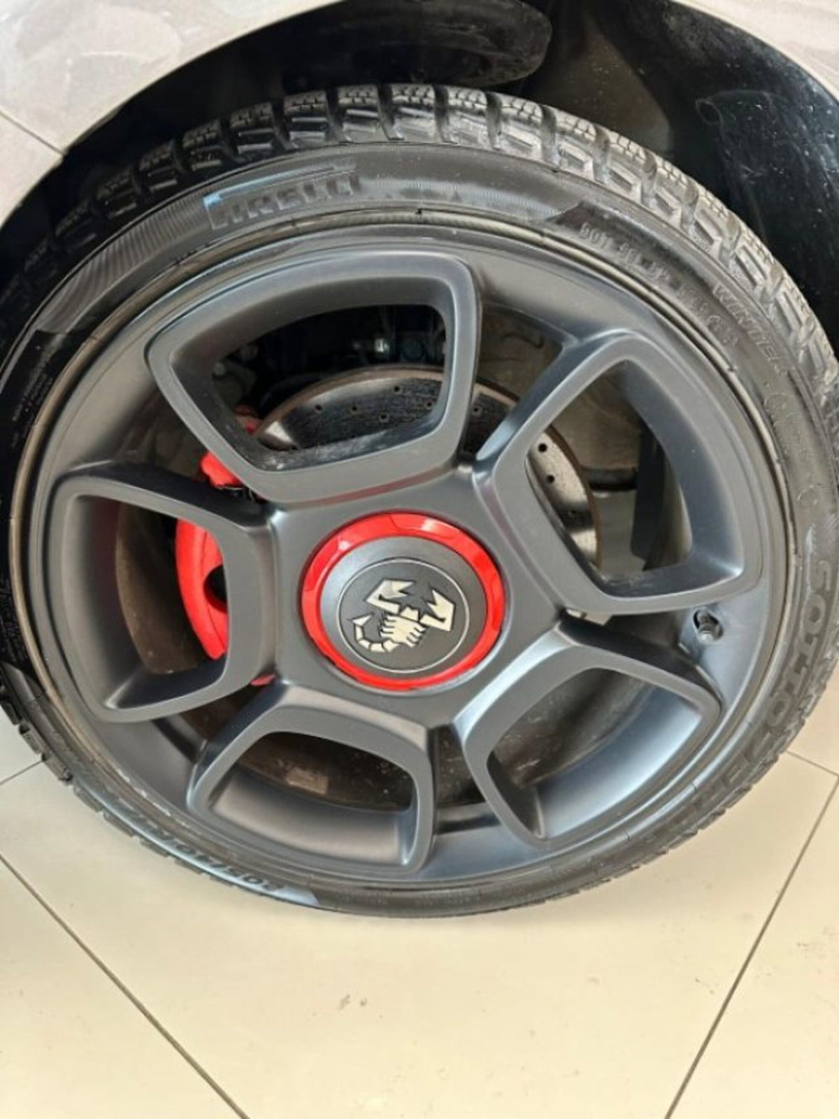 Abarth 595 595 1.4 Turbo T-Jet 160 CV Pista (14)
