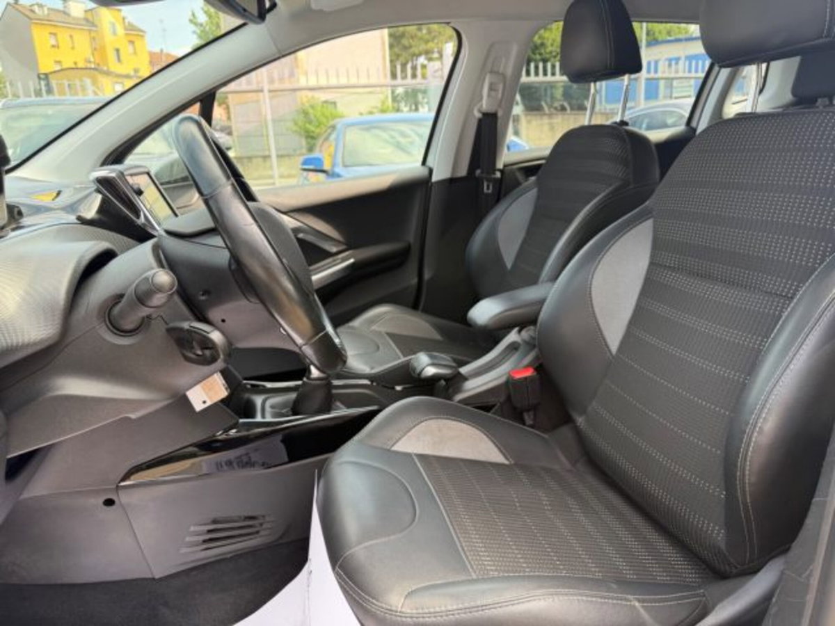 Peugeot 2008 82 S&S Allure (11)