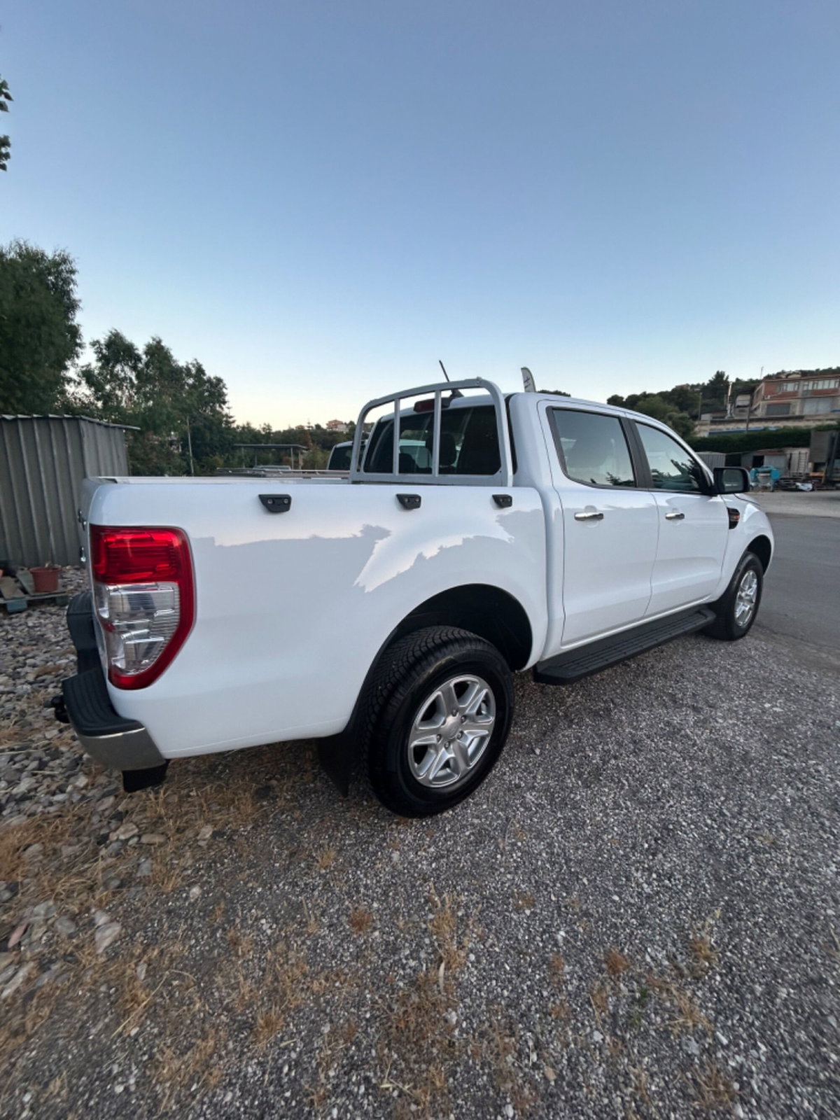 Ford Ranger Pick-up Ranger 2.0 TDCi DC XLT 5 posti (4)