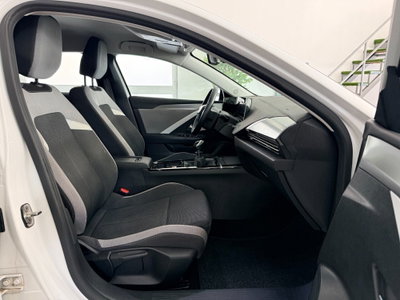 Opel Astra 1.5 Turbo Diesel 130 CV Edition (16)
